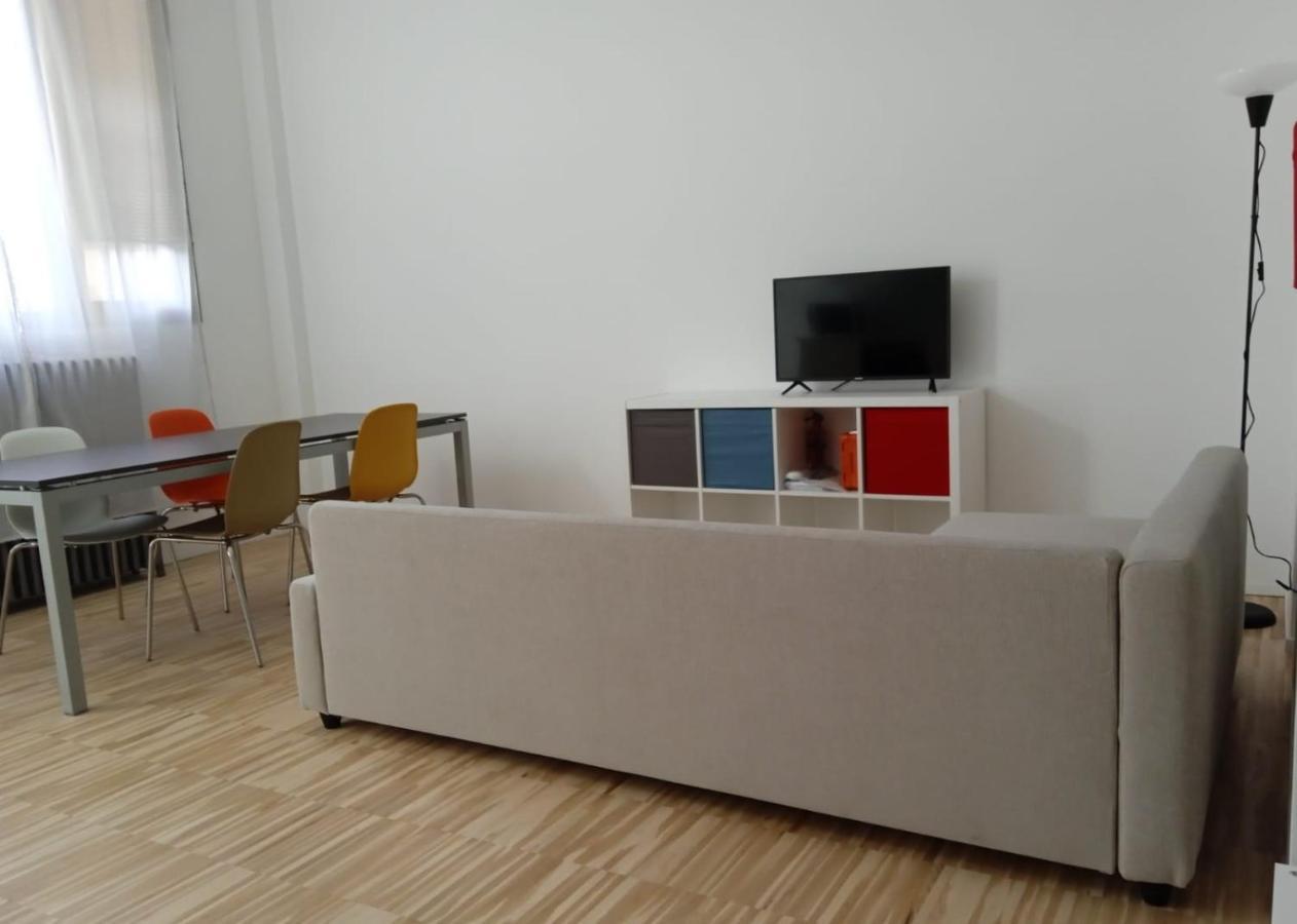 Ferienwohnung Open Space3 D'Apulia 11 Mailand Exterior foto